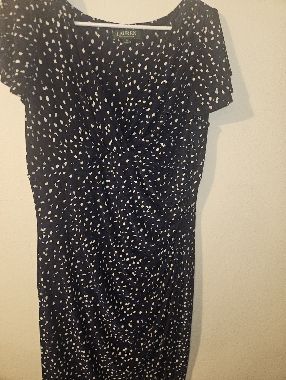 Lauren Womans V Neck Knee Length Dress Size 16 - Picture 3 of 13